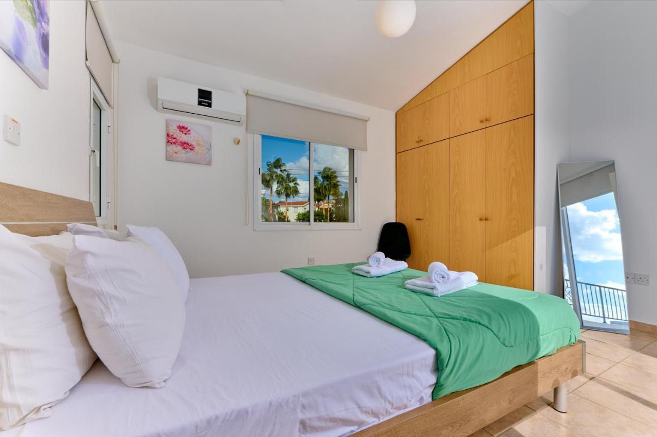 Villa Shiva By Ezoria Villas Kólpos tón Korallíon Eksteriør bilde